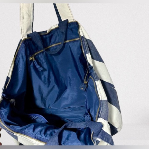 Fit+Fresh UNISEX All The Things Tote Weekender/BEACH bag- X.Large- fit 50lb. - Picture 3 of 6